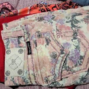 Girls bundle size Large (10-12)